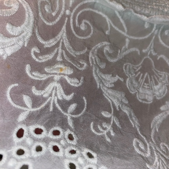 Women's Sleeveless Lace Top - Light Blue - Picture 5 of 5